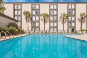 Wyndham Garden Summerville