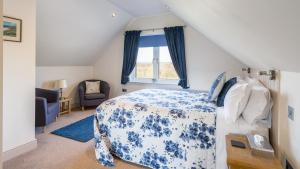 King Suite room in Canaston Oaks