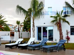AMAZING VILLA By THE SEA BENALMADENA