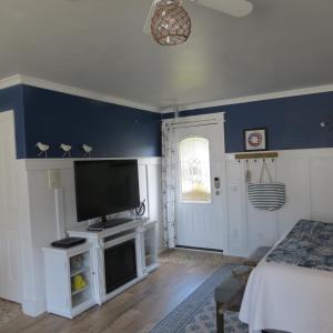 Tanbark Shores Guest Suite