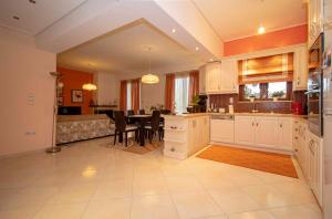 Laconian Collection : Harision Residence : Lakonia Greece