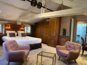 Hotels Le Moulin du Roc : photos des chambres