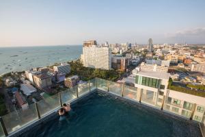 The Base Central Pattaya By Pattaya Holiday
