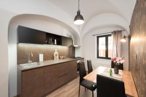 Royal Vega Apartment