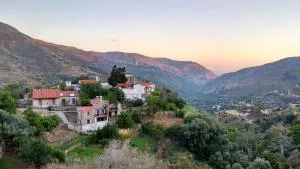 Panorama Apartment - Áyios Isídhoros