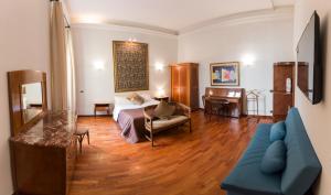 Monia Coliseum Apartment