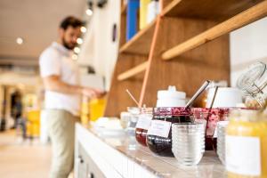 Hotels greet Hotel Beaune : photos des chambres