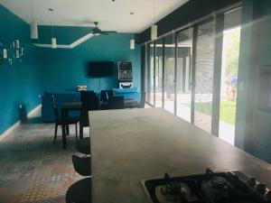 VACATION Full house with Private Pool, 3 Bedroom