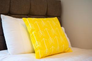 3 Bedrooms, Parking & Courtyard