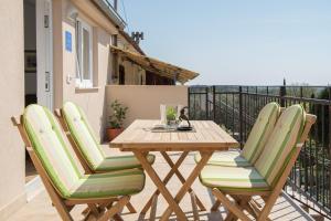 Apartment Bruneta 1 with Sea View