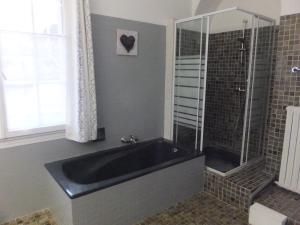 B&B / Chambres d'hotes Bastide du Bonheur Saint Donat : photos des chambres