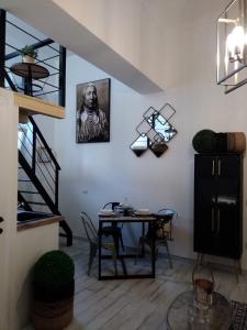 Amelia Apts & Rooms img138