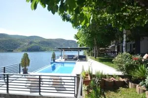 Villa Tikvesh Lake - 内戈蒂诺