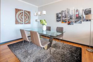 Oceanside Terrace Apartment by Holiday Rental Madeira