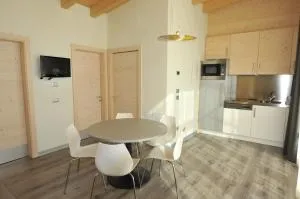 Bungalows Chalets Lago di Molveno - Molveno