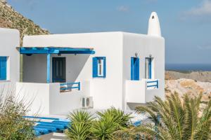 Aigeis-milos suites Milos Greece