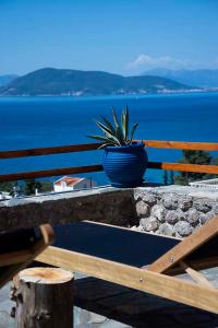 The Boatyard luxury studio with stunning views Aegina Greece