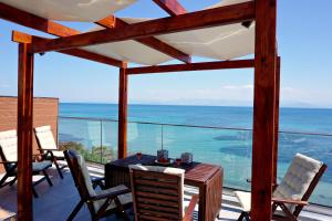 Galini Beach Studios and Penthouse