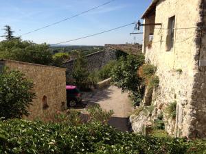 Maisons d'hotes La Bugadiere : photos des chambres