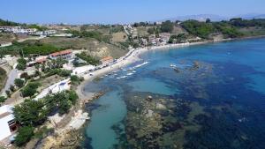 Case Vacanza Renella 3 beds Balcony, wifi, self-catering, 200mt from the sea