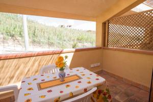 Case Vacanza Renella 3 beds Balcony, wifi, self-catering, 200mt from the sea