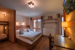 Hotels Hotel & Restaurant Les Escondus : photos des chambres