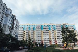 апартаменты возле Лавины.Новый дом. 1 этаж