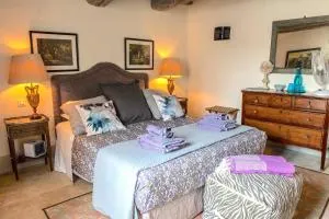 Chez Vous - 于泽斯