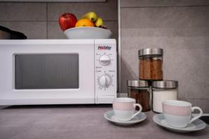 Acropolis deluxe Apt.(Must)