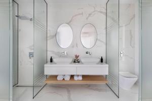 Elea Silver Villa