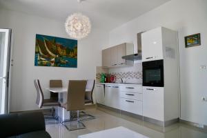Sesar Apartments Krk - No. 1 Iva