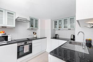 Apartment with Private PATIO, and PARK across the road