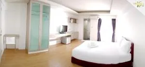 奇利里斯特尔酒店 - 佛丕