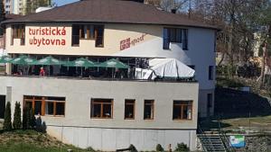 Hostel Příběh