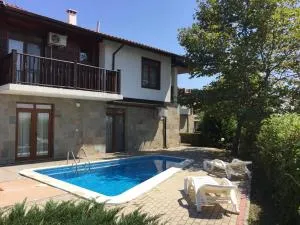 HillTop Villa - Aleksandrovo