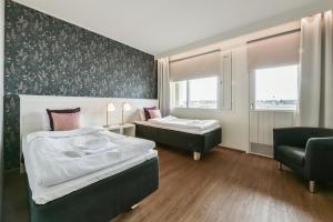 Superior Double or Twin Room room in Hotel Sea Front