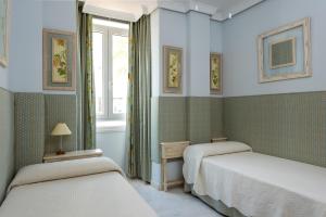 Apartment room in Marbella Real 421