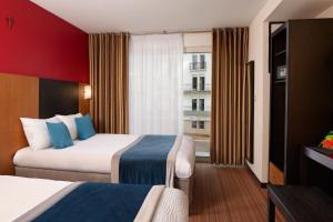 Hotels Hotel Roissy : Chambre Triple Confort