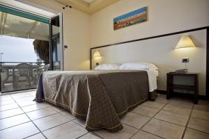 One-Bedroom Apartment room in Cala Saracena Resort