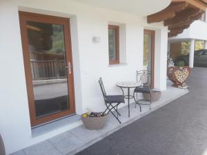 APART BRADL
