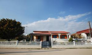 Halkidiki SeaFront Beach House
