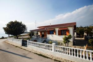 Halkidiki SeaFront Beach House Halkidiki Greece