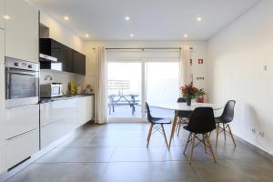 Vitamin Sea, The Terrace Apartment