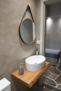 Deluxe Apartment room in MELIES- Seaside Boutique Lodge.