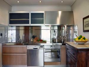 Villa Ioli- Beachfront Luxury Residence