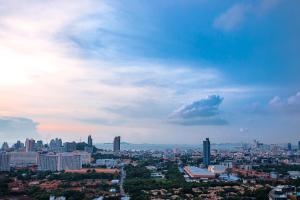 Dusit Grand Condo View by Dookdik