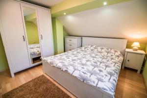 Holiday Home Blue Sky