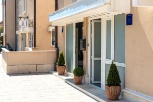 Studio Apartment & Room TEN - Free parking