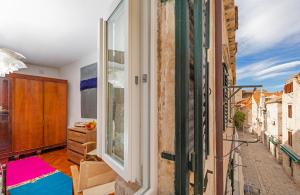 The Art Republic 2, Old Town