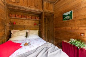 Appartements Le Refuge de Serre-Chevalier, dans un esprit chalet, commune de Le Monetier-les-Bains : photos des chambres